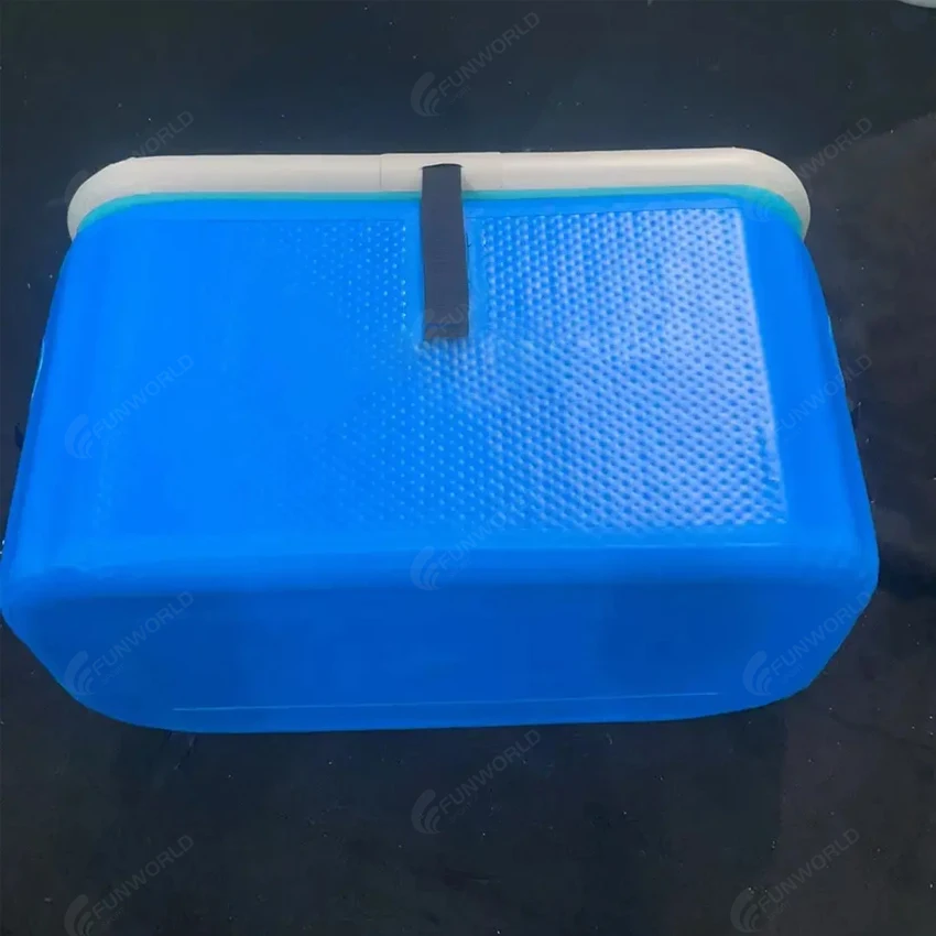 DWF Inflatable Beer Can Ice Cooler Box with Cover Inflatable drink cooler for Party