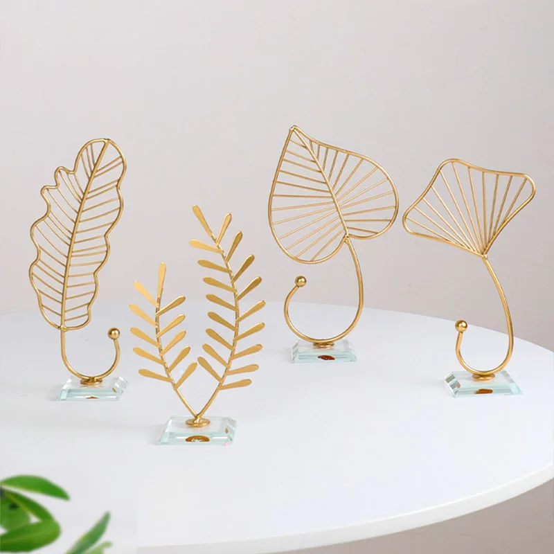 Golden Metal Wrought Iron Gold Leaf Ornaments Table Top Decoration Crafts Sculpture Art Nordic Luxury Home Accessories