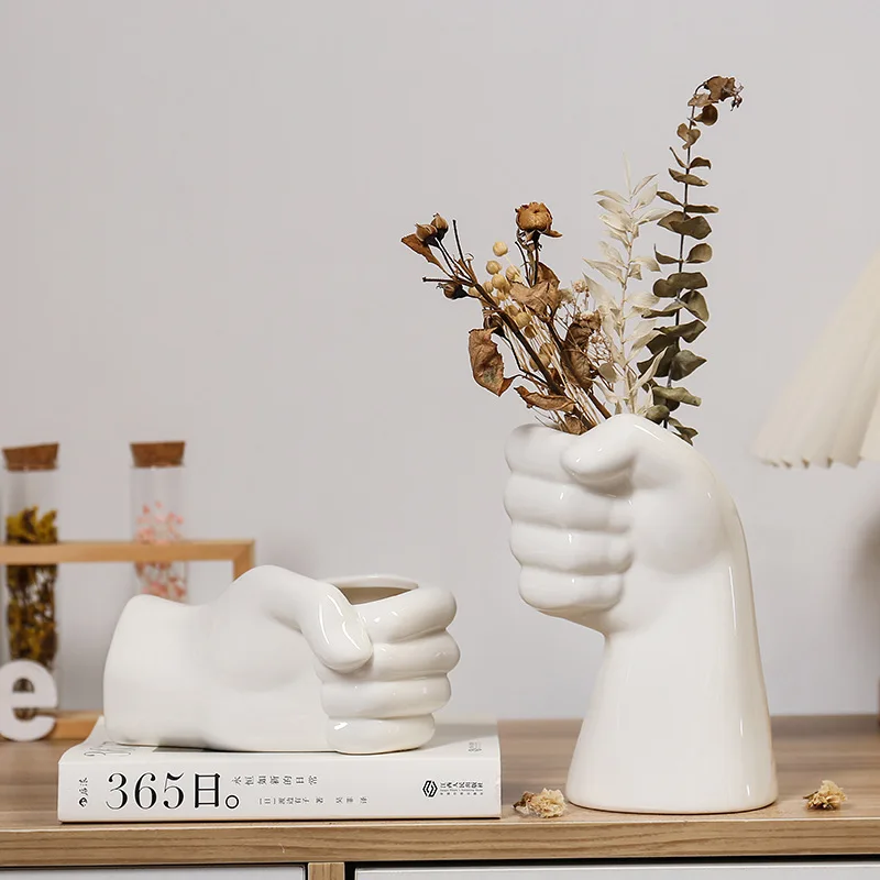 Ceramic Vase for Home Decor Creative Living Room Flower Arrangement with Dried Flowers Simple and Elegant Crafted Design