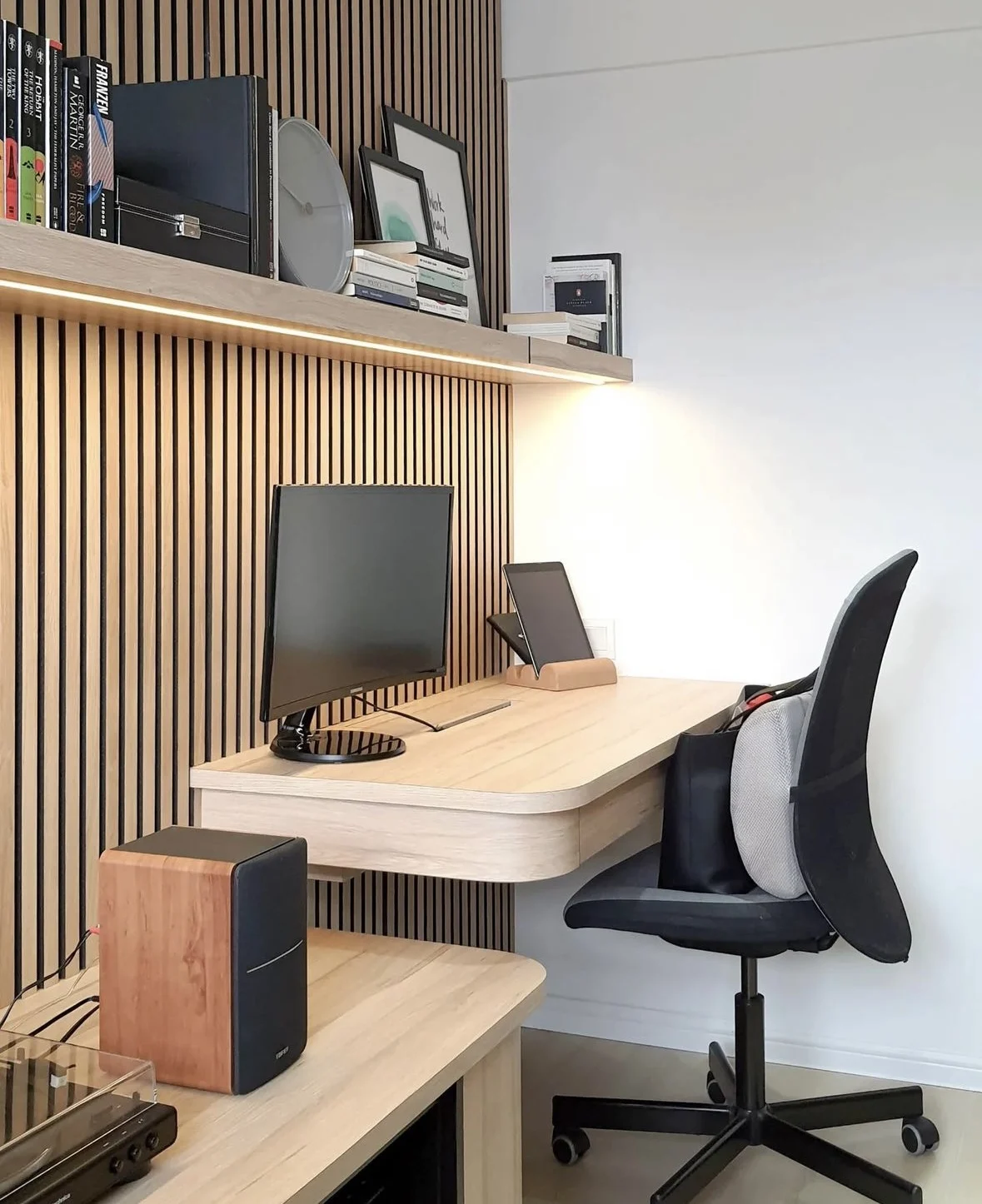 carb p2 level slat wooden wall panels acoustic akupanel acoustic panels acoustic wall panels akupanel