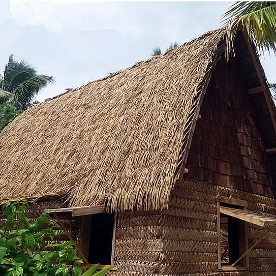 Eco-friendly artificial thatch roofing