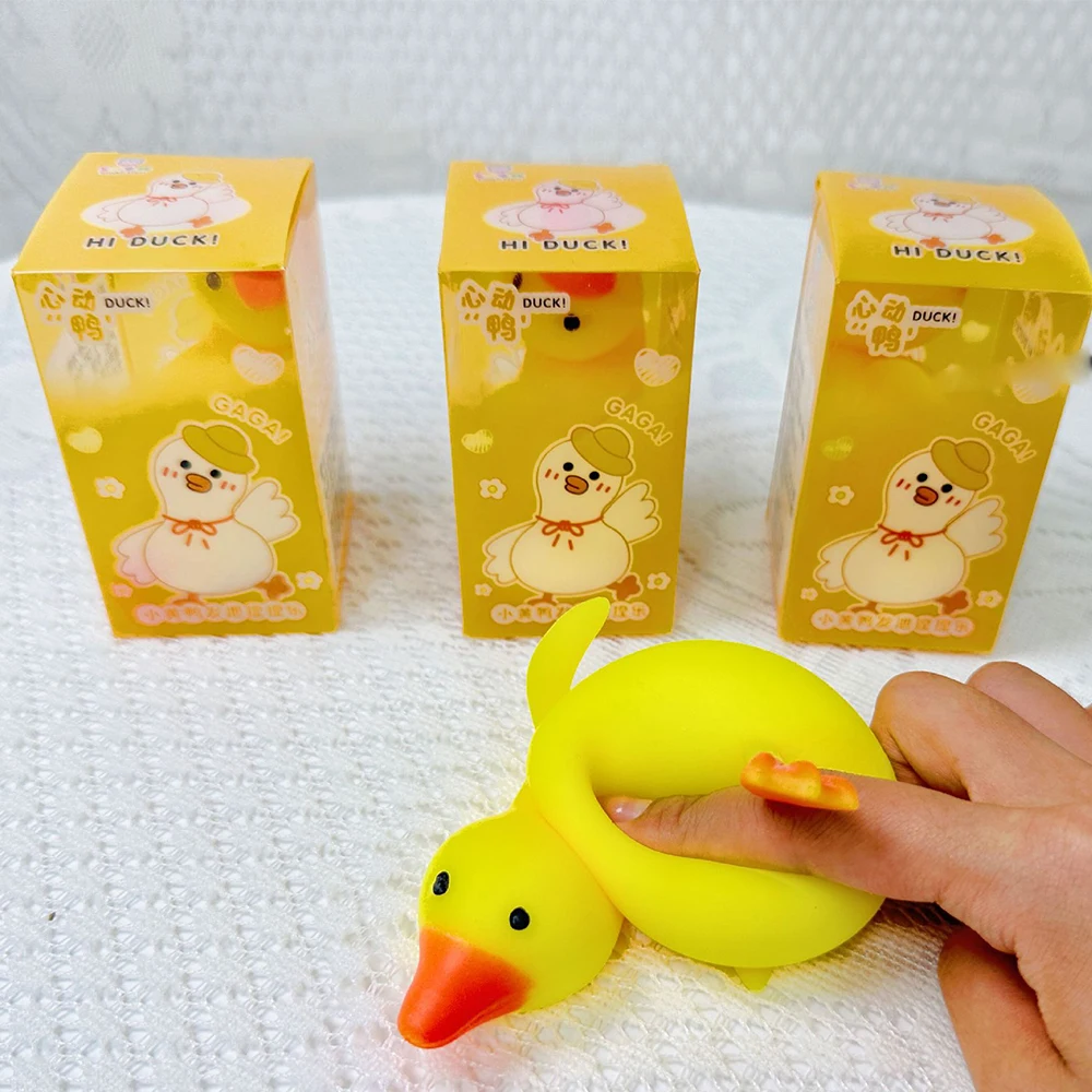 pu summer yellow rubber high quality duck adult bath vinyl duck toy floating