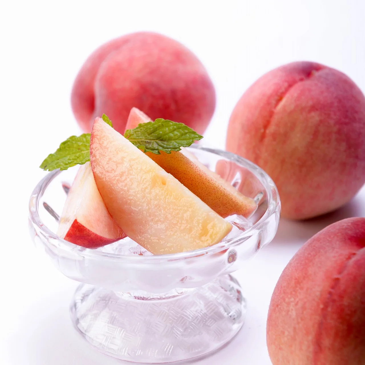 Japanese vegetable stands fabrication des fruits fresh peaches