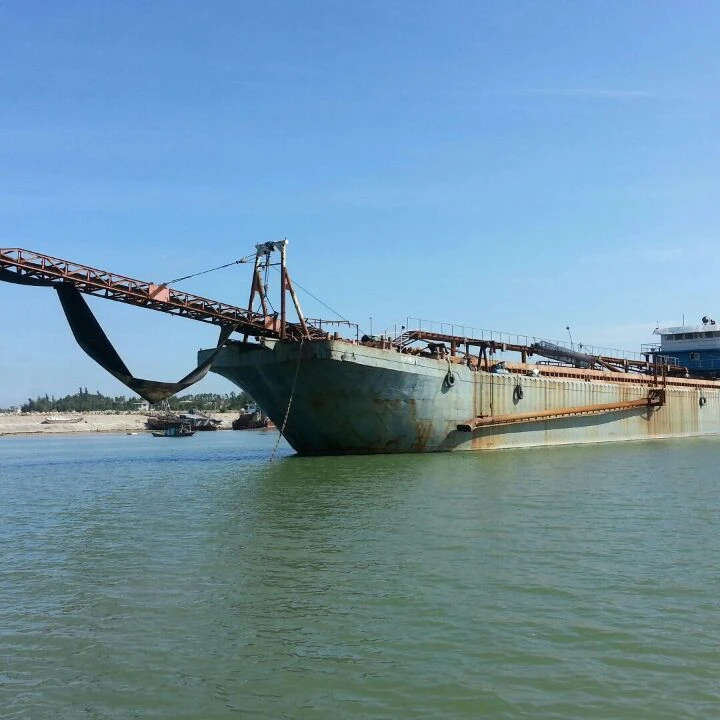 China HIKOS dredger shipyard 1000 tons sand transportation ship/propelled barge/cargo barge for sale