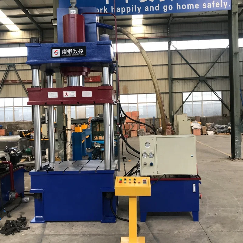 Metal Sheet 4 Column Hydraulic Deep Press Machine 200 ton