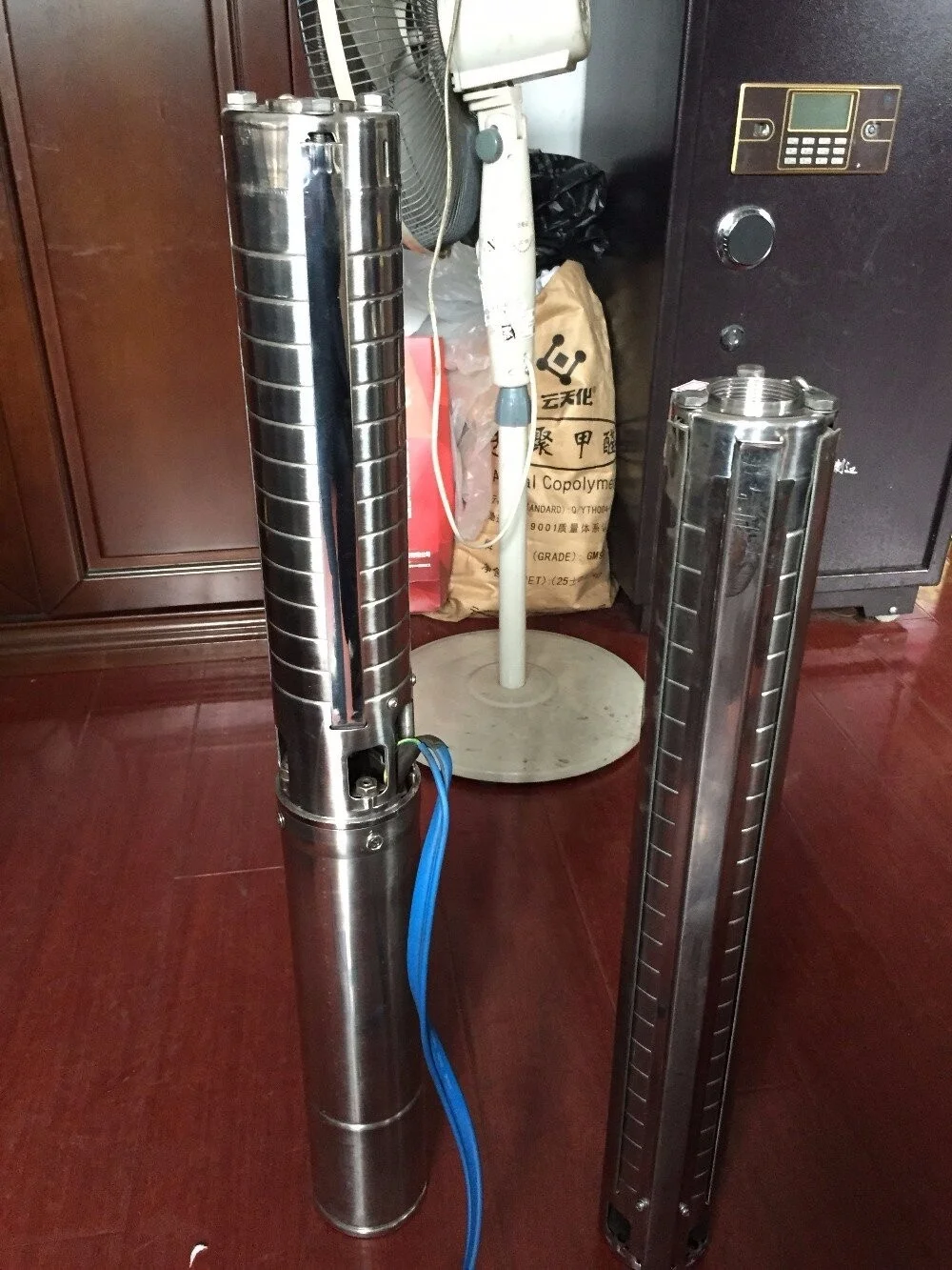 RIDA 4 Inches 1HP - 10 HP DC Brushless Motor Plastic POM Impeller Submersible Deep Well Water Pump