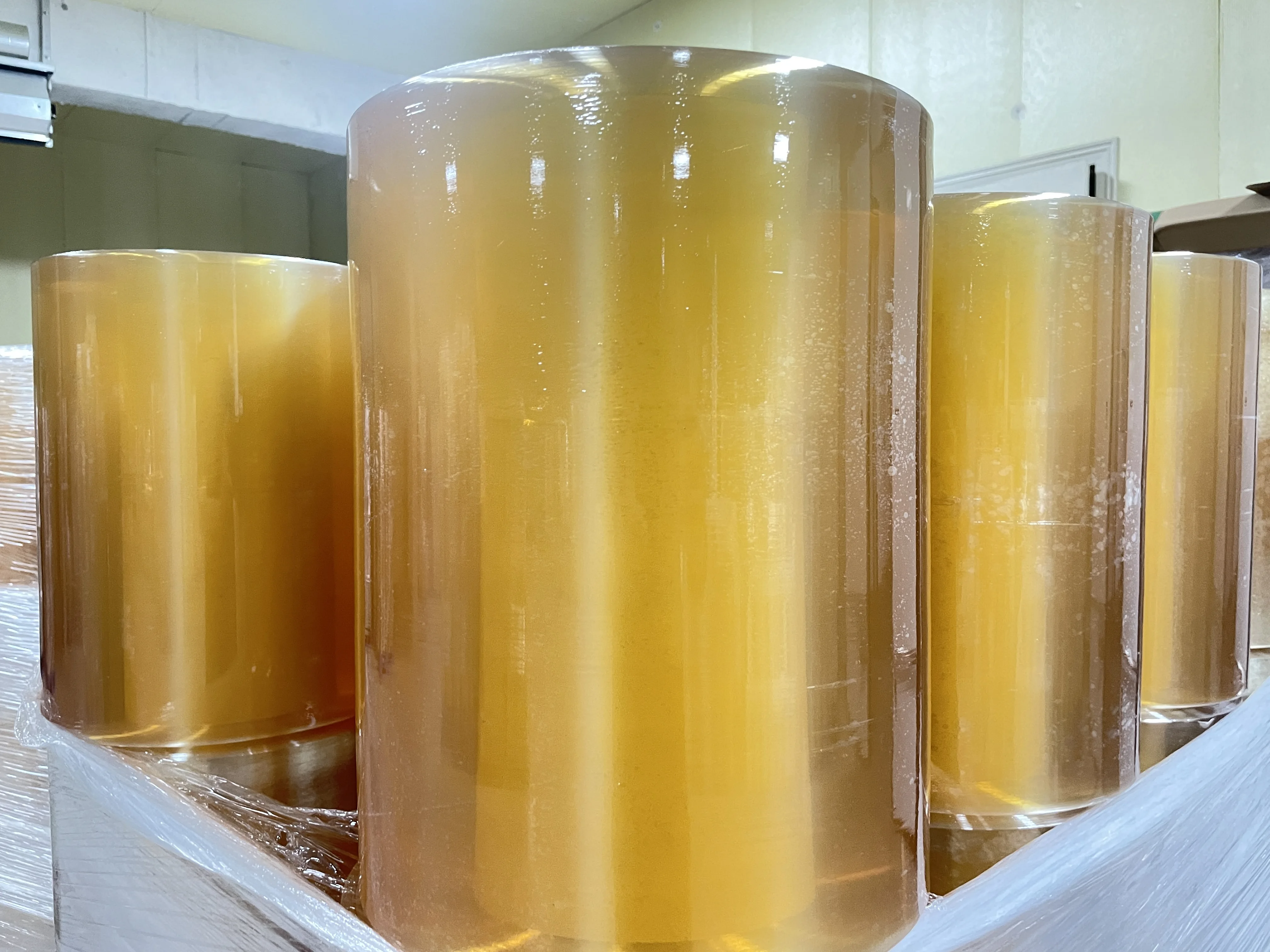 High clarity PVC green packing cling film roll for supermarket/household