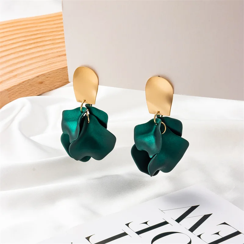 Flower Petal Leaf Earrings Trend Cross-border Earrings Wholesale 2022 Korean Rhinestonemperament Mulfloweror Rose Zinc Alloy