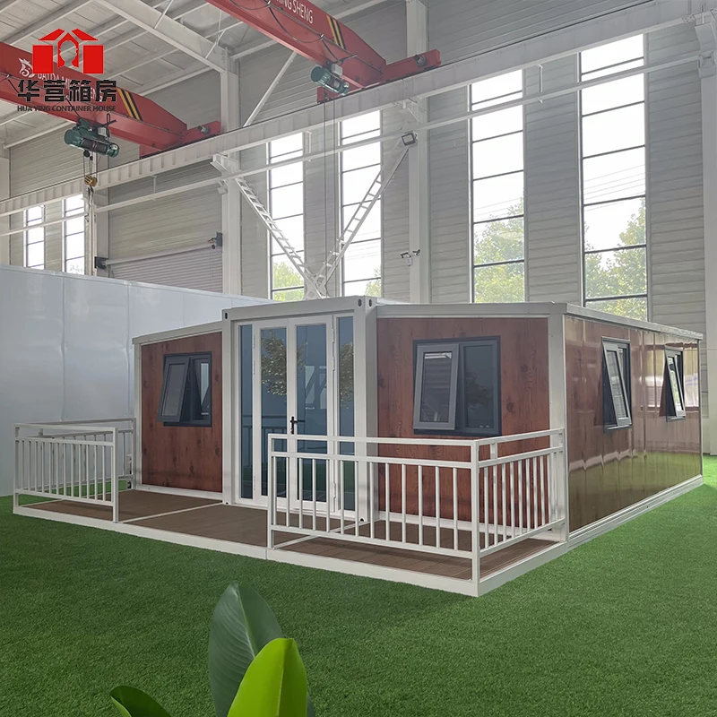 Huaying 40ft Luxury Expandable Container House Chinese Design Steel Sandwich Panel Material Prefabricated Home Bedroom/Shop