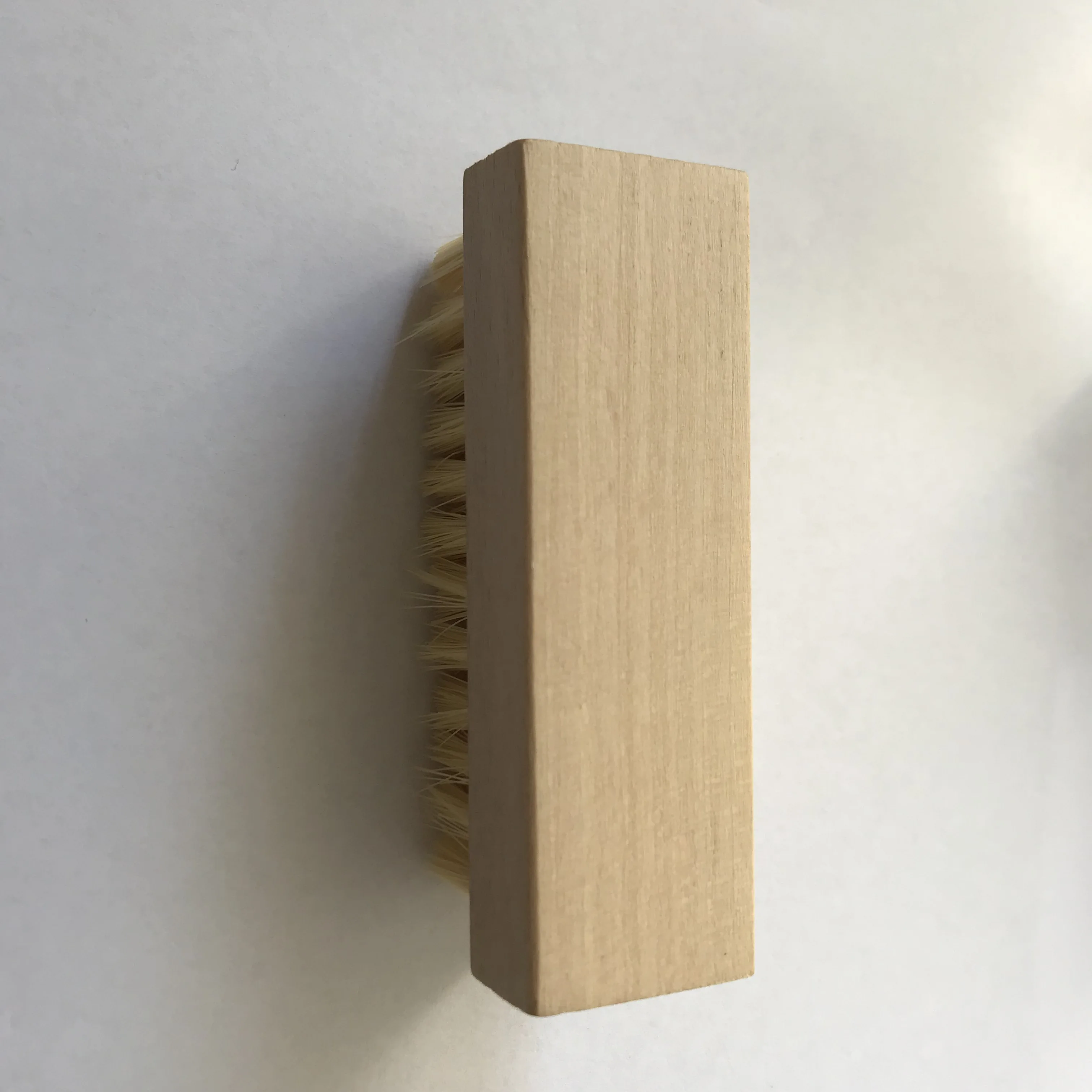 
Customized Great Beechwood Cleaning Shoe Brush for Football,Basketball 