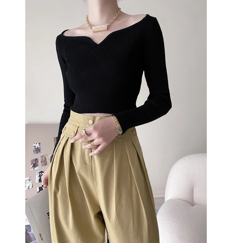 Fashionable Wide Collar Women Lady Tops Knitted Black Basic Sweaters Knitwear for Women