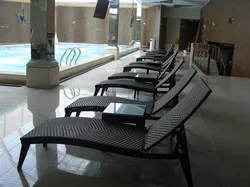 Luxury wicker rattan outdoor sun lounger/ sunbed / daybed swimming pool beach club furniture garden patio