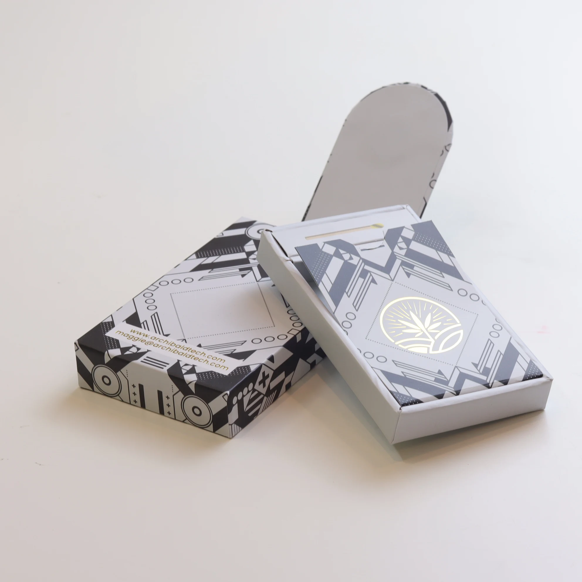 Wholesale Durable Cone Box Printing Pre Roll Packaging Box Magnetic Flip Cover Paper Cardboard Boxes for Cigarettes