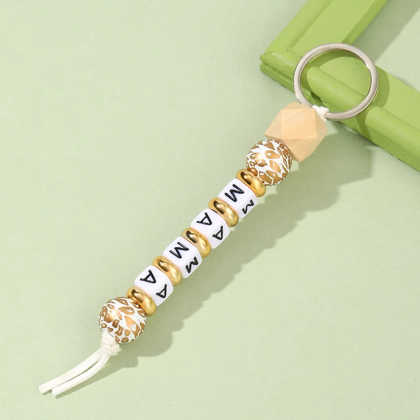Factory Direct Sale MAMA Letter Leopard Silicone Beads Keychain For Girls Bag Pedant Women Car keyring