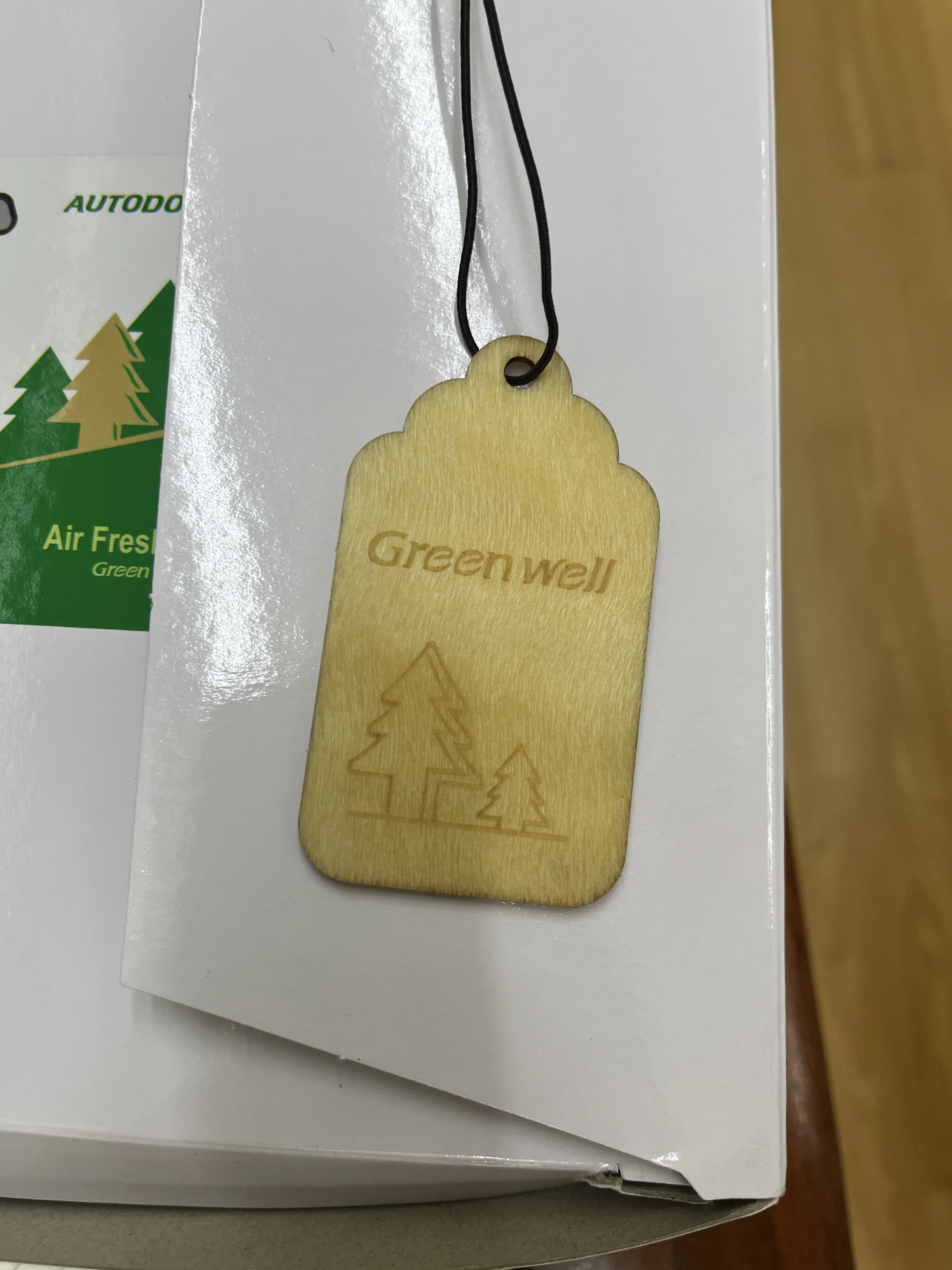 Wholesale promotion of long-lasting perfume, suspension air freshener car aromatherapy  long-lasting fragrance