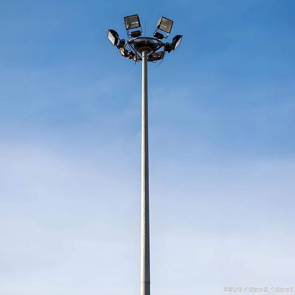 Customized High Quality Outdoor High Mast Lighting Pole Hot Dip Galvanized 18M High Mast Lamp Poles