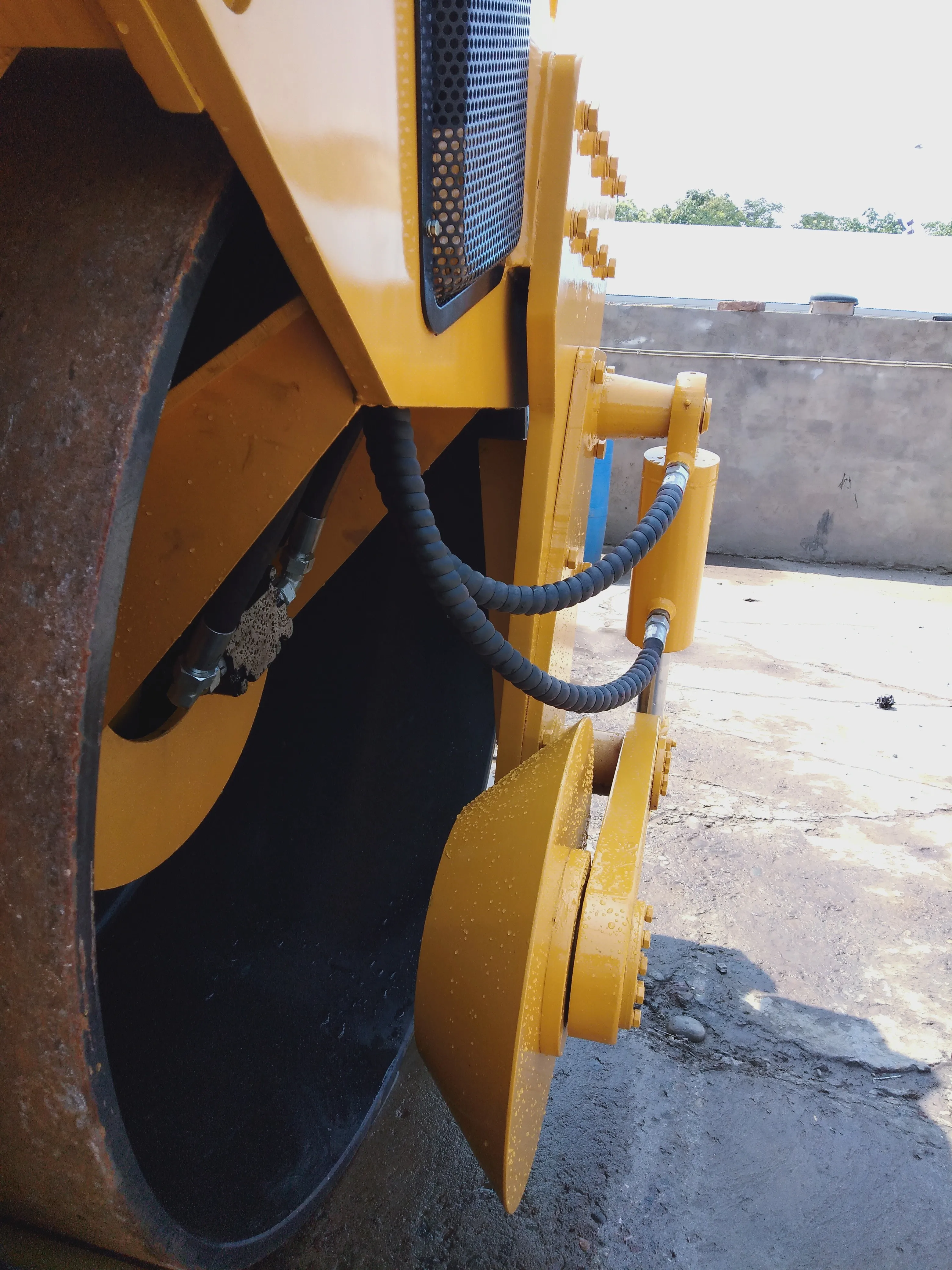 Lutong LTC210 10 тонн 75 кВт Дорожный Каток Гидравлический двойной барабан Вибрационный для дорожного строительства