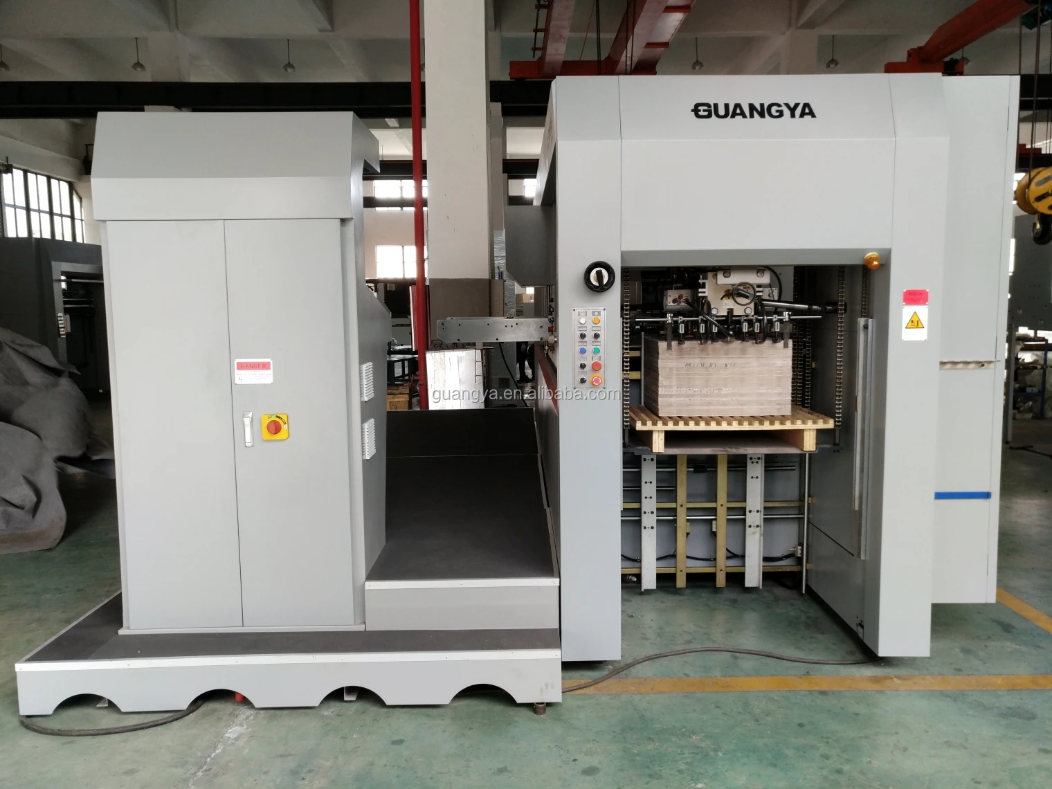 
New 800 Gold Stamping Hot Foil Printing Die Cut Press Machine 