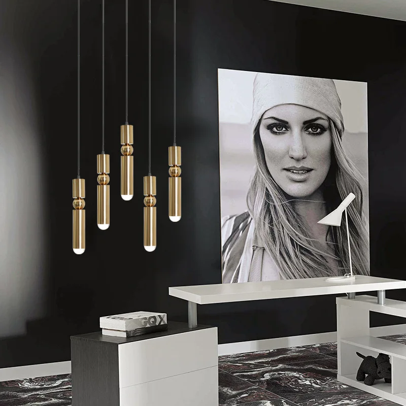 Scandinavian creative bullet head cafe chandelier modern minimalist restaurant bedroom bedside acrylic small pendant lamp