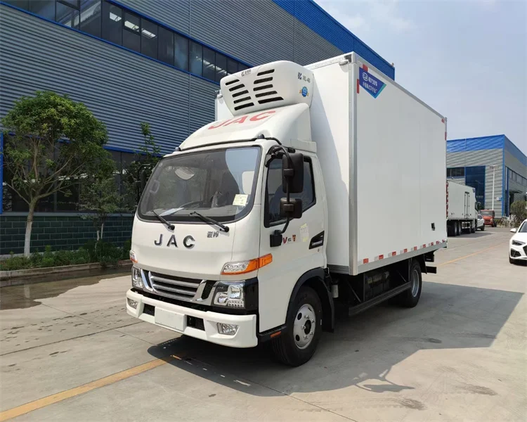 New Used Refrigerator Trucks 4x2 Fish Meat Vegetable Fruit 4 Cylinders Diesel Freezer Vehicle Isuzu Refrigerated Trucks For Sale