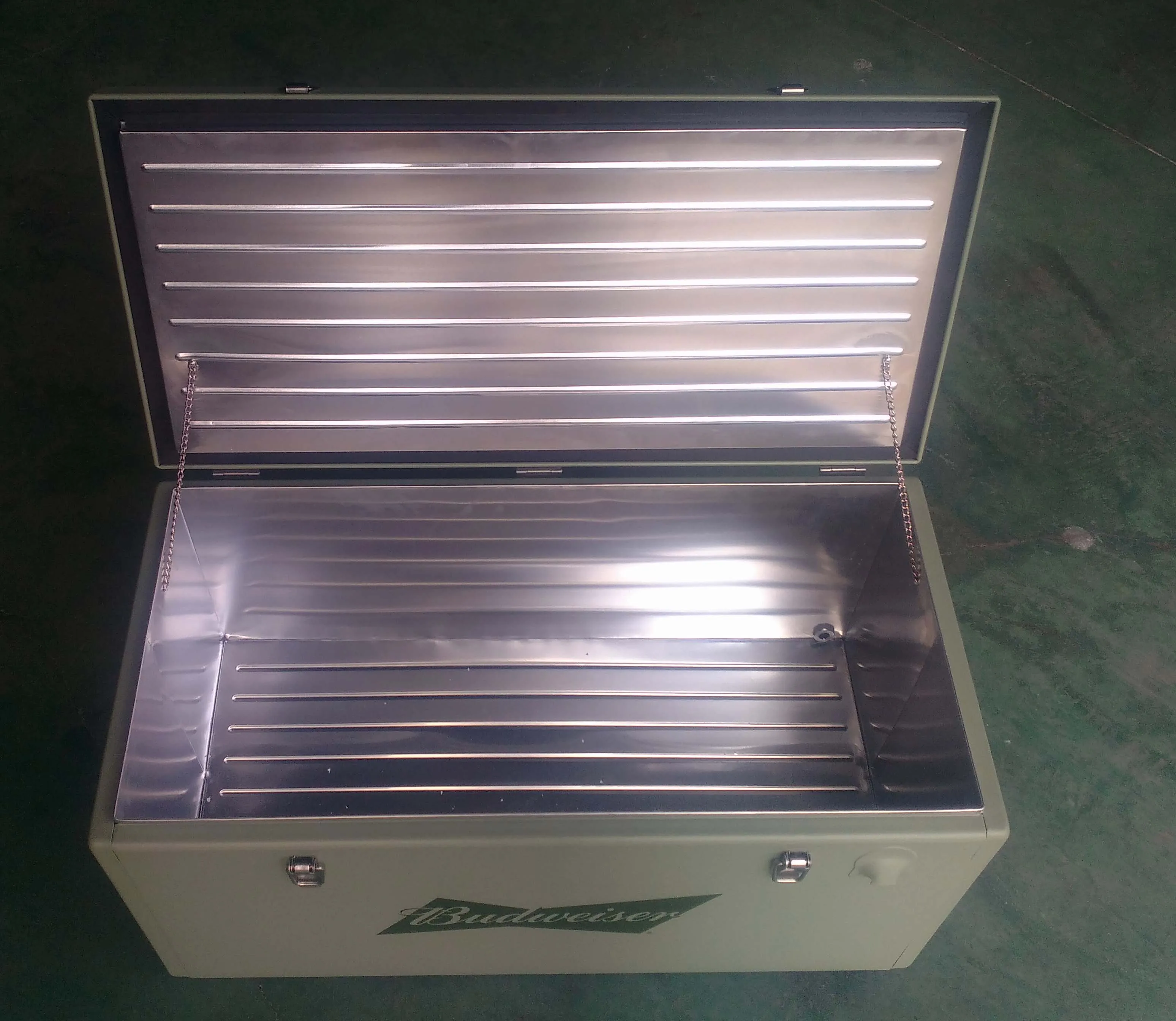 Metal Vintage Ice Cooler