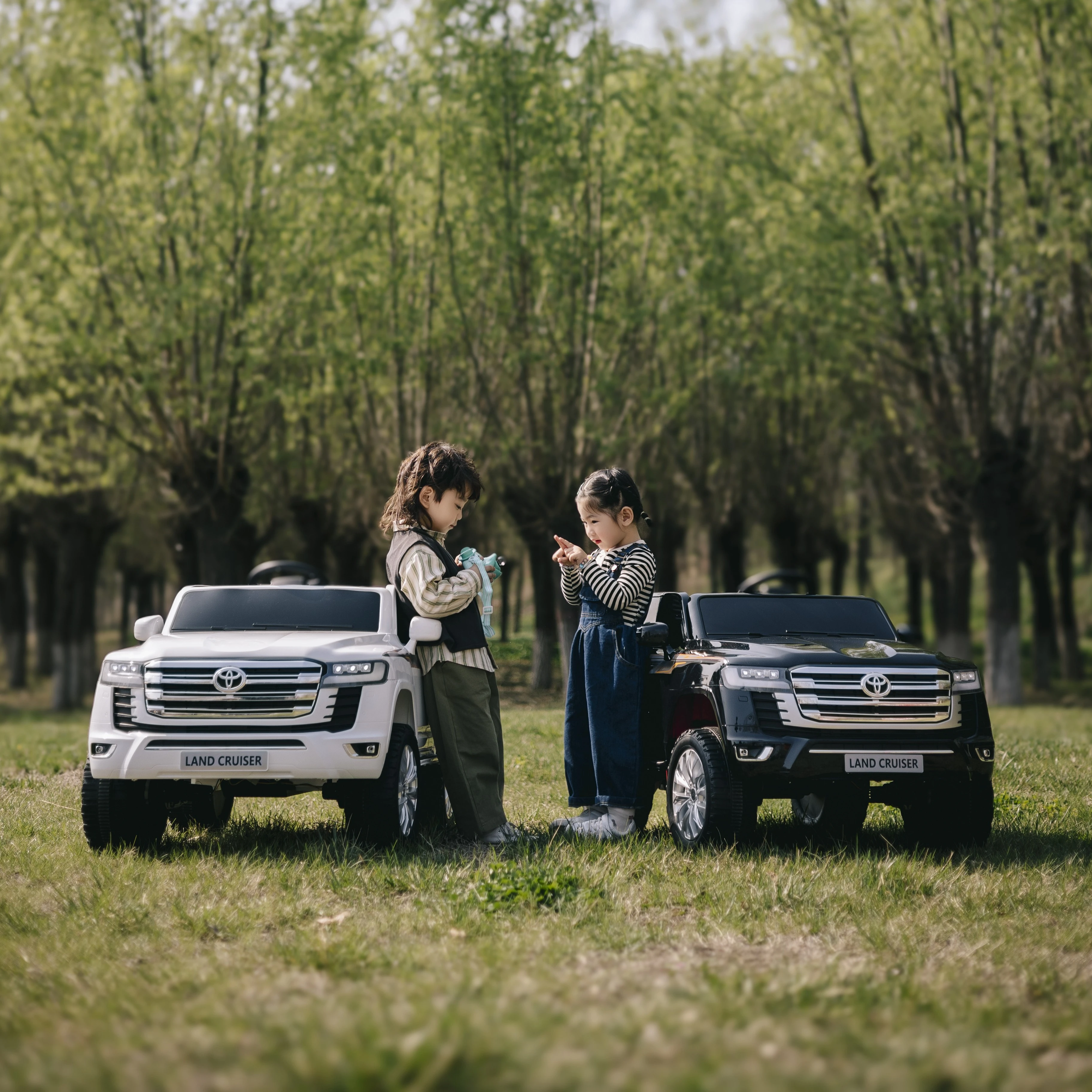 Детский электромобиль четырехколесный детский катание на автомобиле Toyot