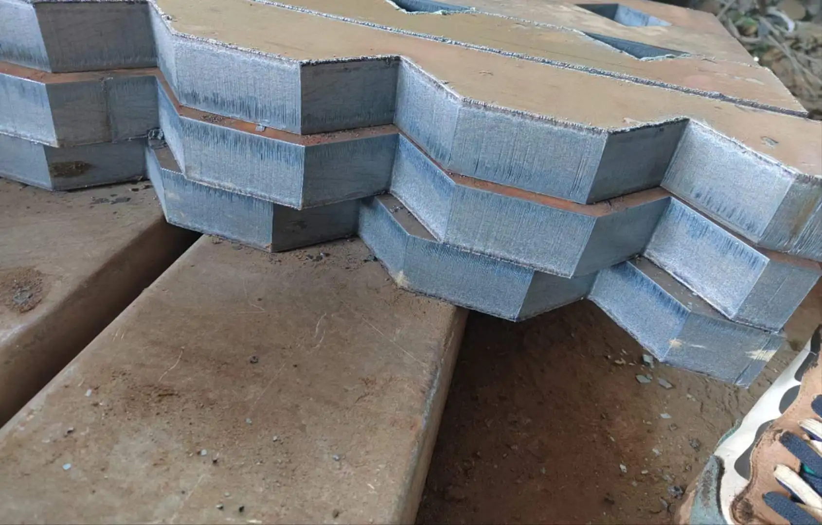 6000w high precision laser metal cutting machine automatic production fiber laser cutting machine