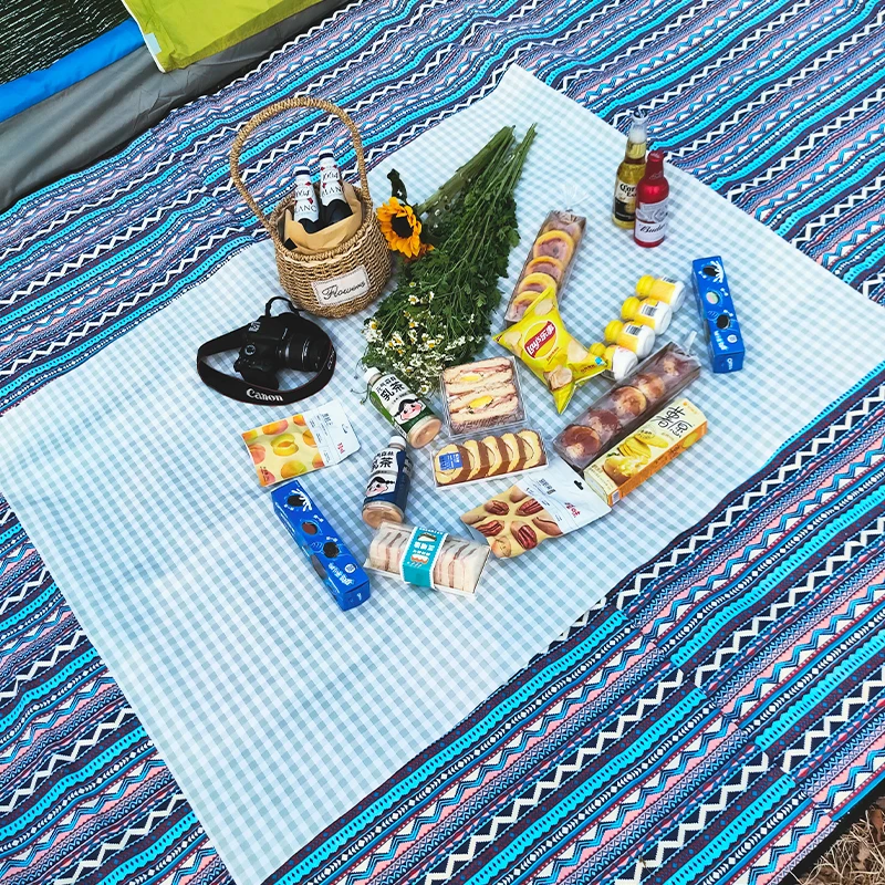 Custom Logo grass outing outdoor hiking camping beach picnic mat blanket waterproof outdoor