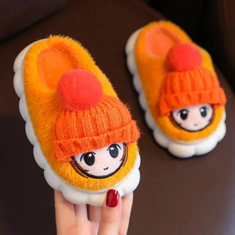 Professional manufacturer wholesale 3d character child winter plush fuzzy home slippers