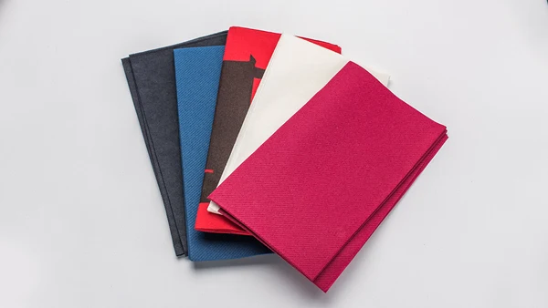 2022 Pure Wood Pulp Tissue Paper Disposable Napkin Cheap Airlaid Napkin For Party