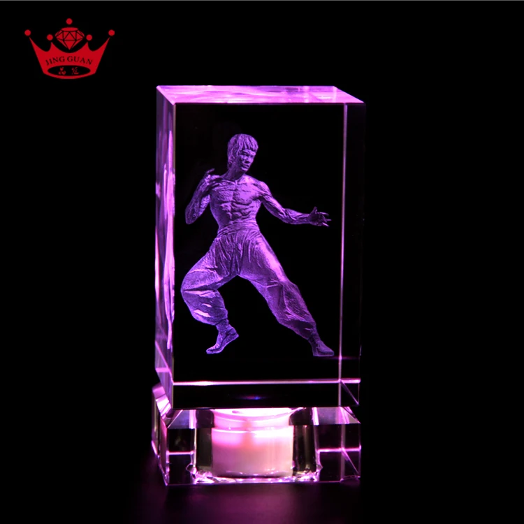 
High Quality K9 Crystal Glass Cube 3D Laser Engraving Bruce Lee Model Lamp Holder Crystal 
