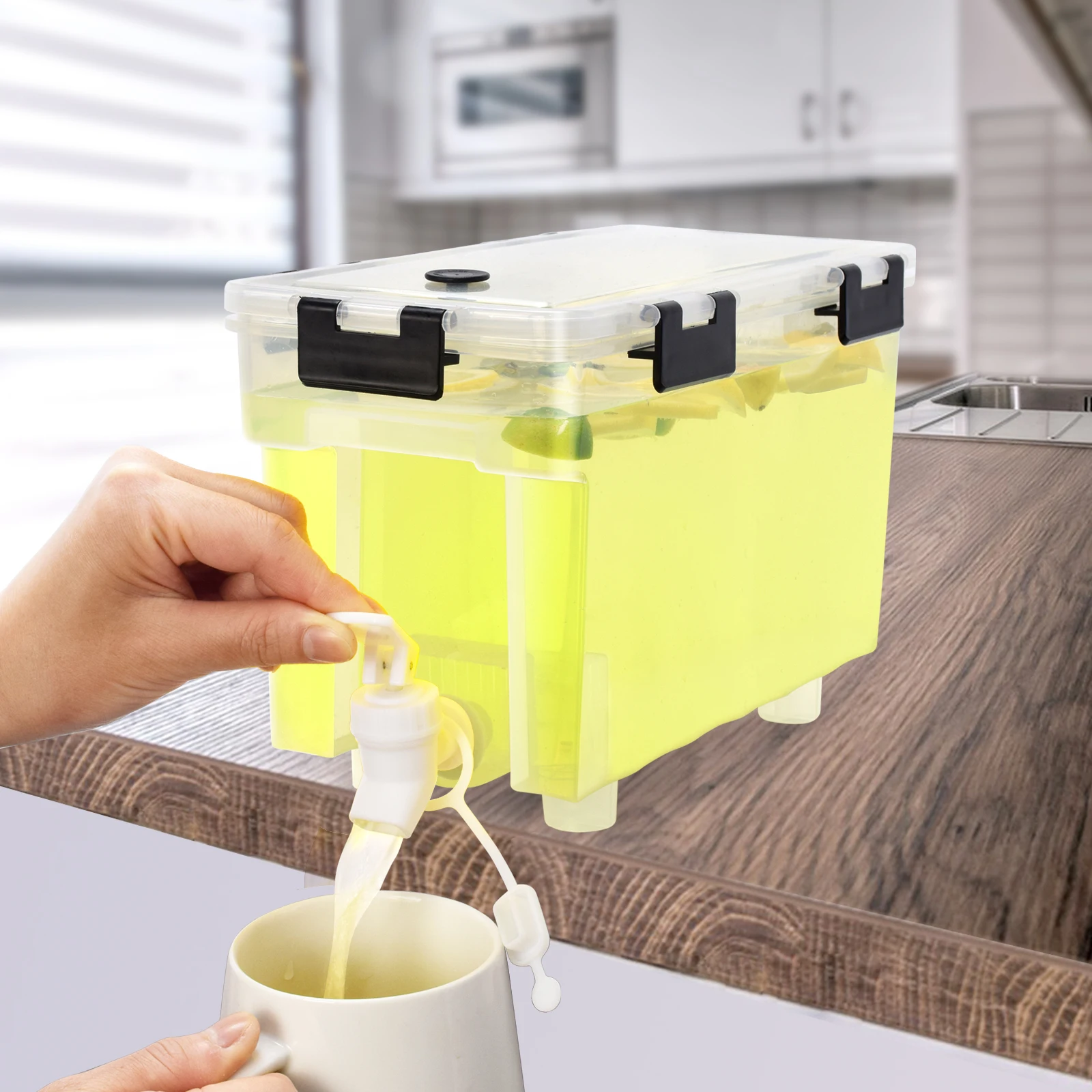 1.5 /1 Gallon Refrigerator Ice water Beverage Dispenser Cold Water Kettle with Faucet Large Capacity Plastic Beverage Pot