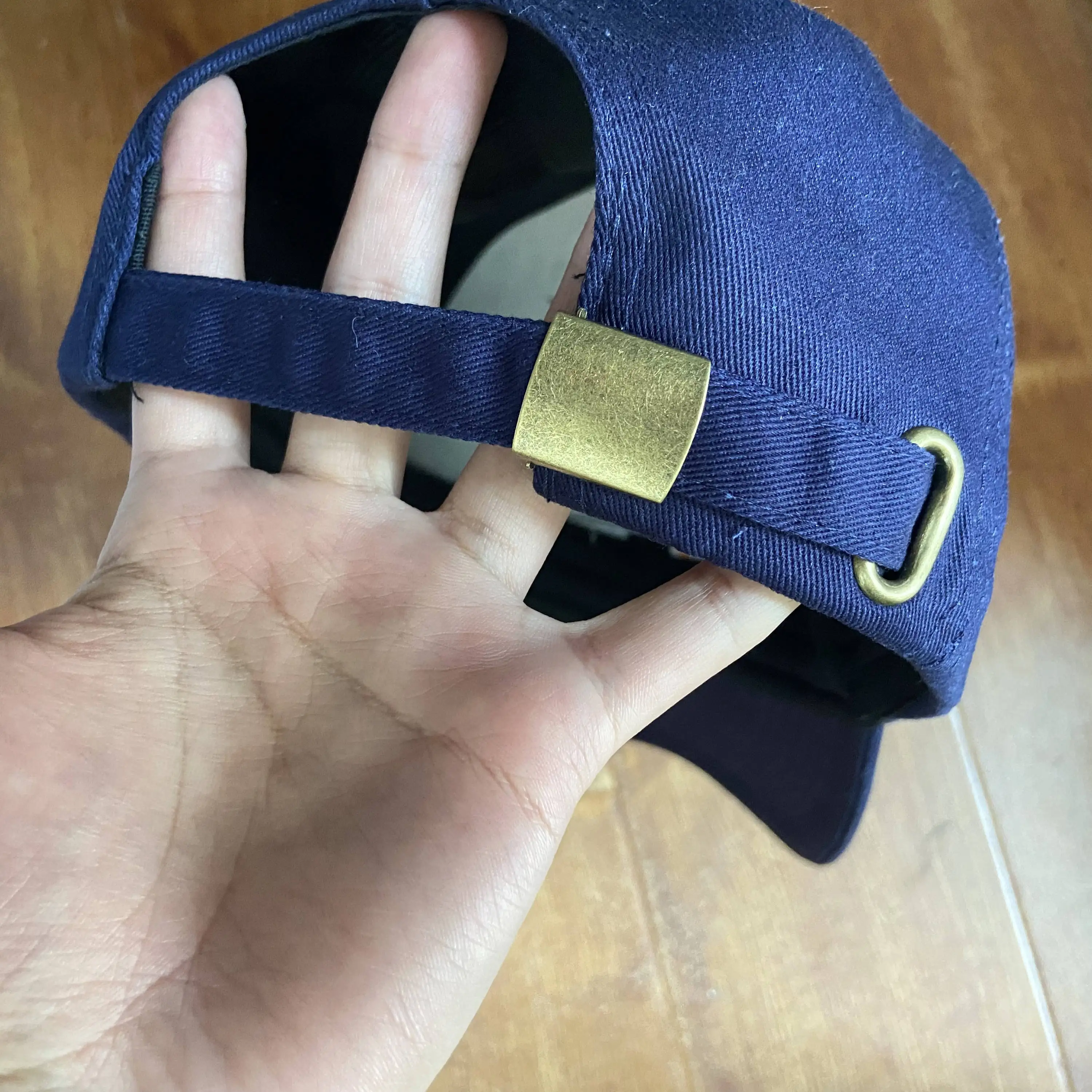 Wholesale 6 Panel Structured Sports Baseball Caps With Custom Logo 3D Embroidered