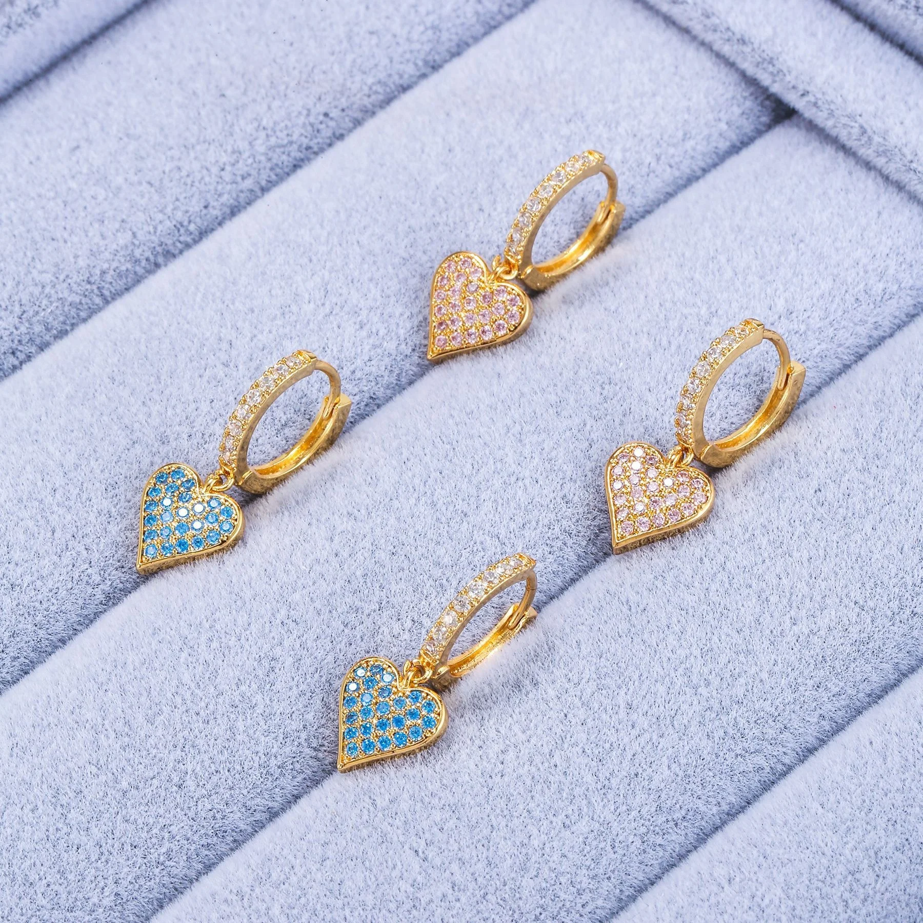 Hypoallergenic Huggie Hoop Earring Eink Blue Cubic Zirconia Gold Plated Drop Heart Earring For Women