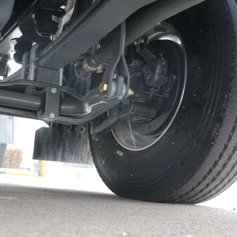 Reliable Sea Freight Delivery China Low Price Anti-Lock Braking System Sitrak 6x4 Tractor Truck EURO 5 480HP Sitrak g7 CNG Truck