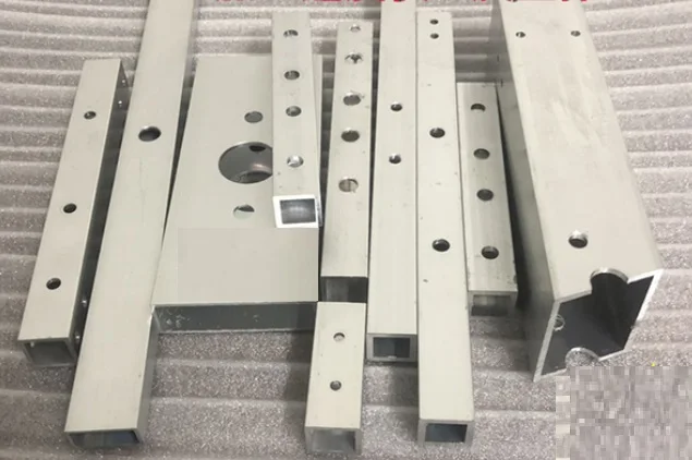  Алюминиевые двери и окна cnc