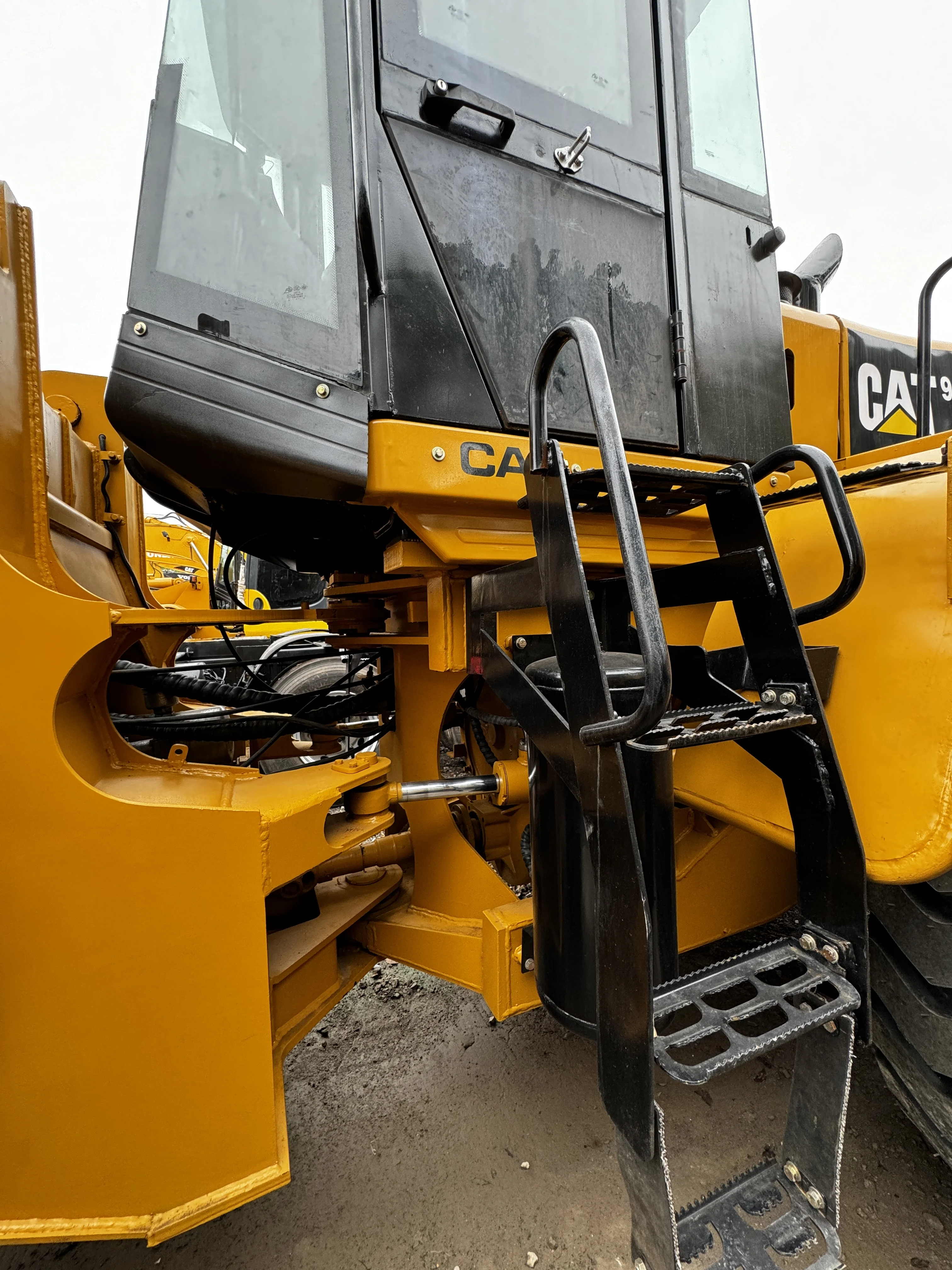 Оригинальный подержанный погрузчик CAT 966H Подержанный Caterpillar большой гидравлический фронтальный колесный
