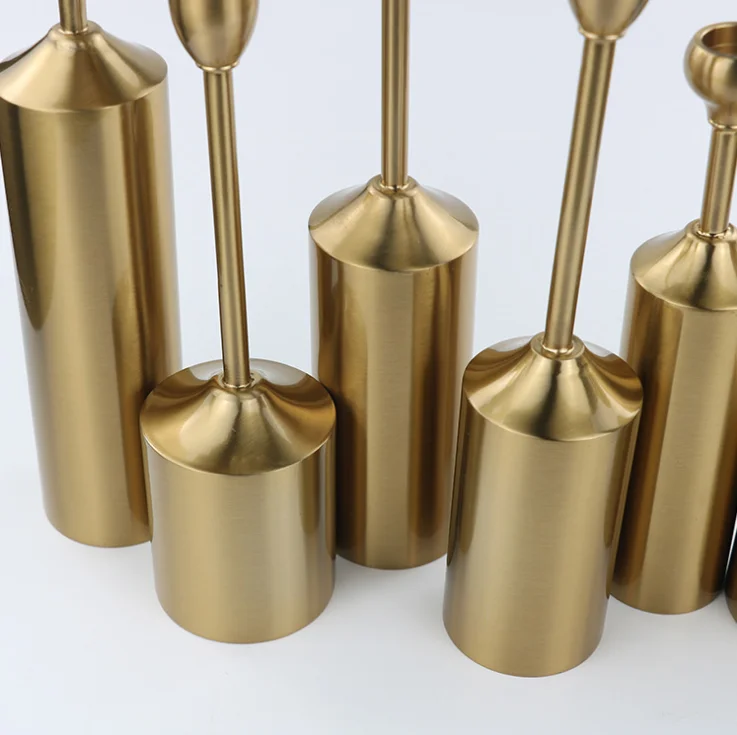 
2019 new arrival 3pcs a set gold metal candle holder for wedding 
