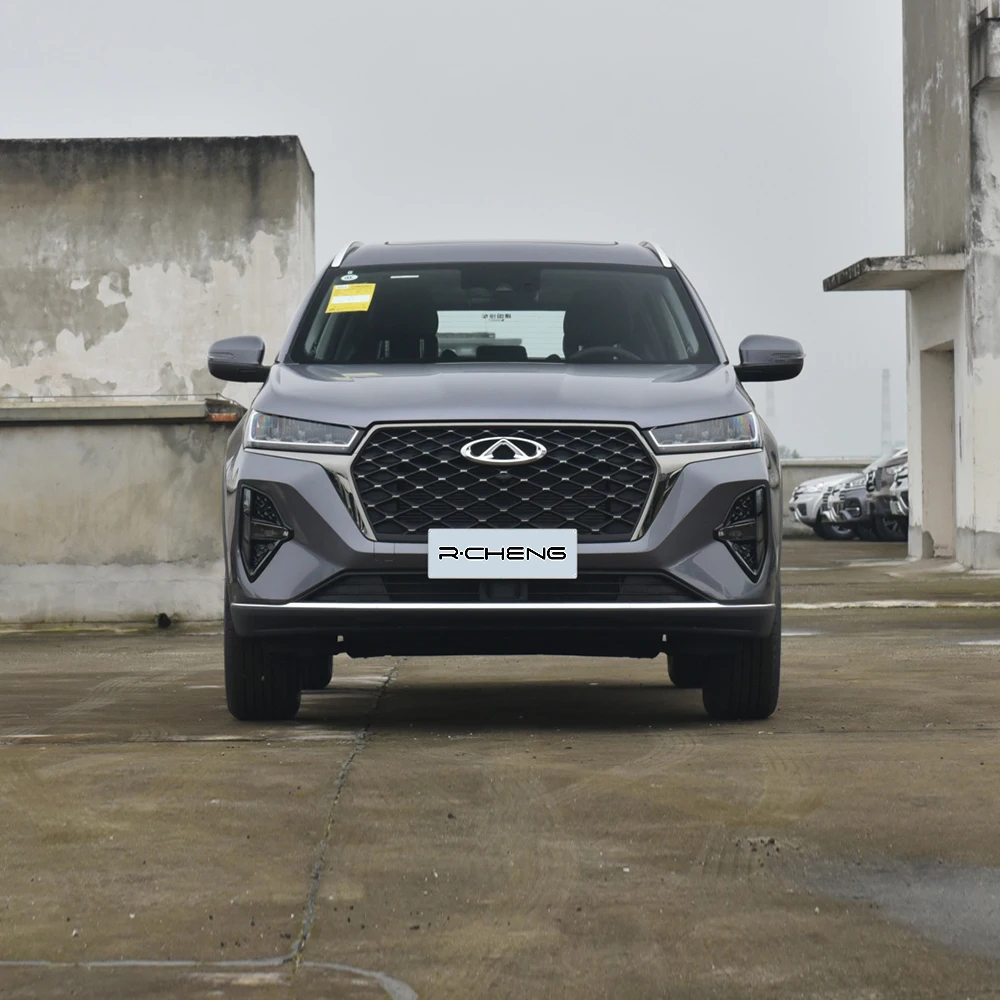 Fashion Used SUV Car in China Chery Tiggo 7 Plus Vehicle Shop for Cars