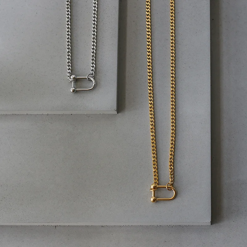 Titanium Steel U Shape Shackle  Horseshoe Buckle Necklace Metal Hoop Locking D-Ring Stainless Steel Cuban Chain Necklace