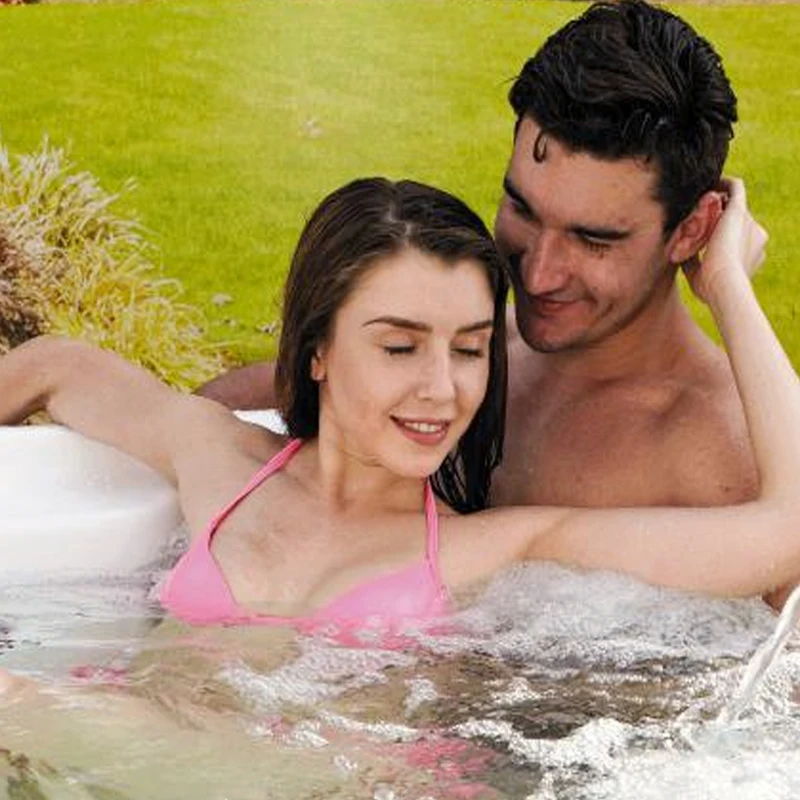 Outdoor intelligent constant temperature heating finished bubble pool, luxurious large bathtub, oversized hot spring bath