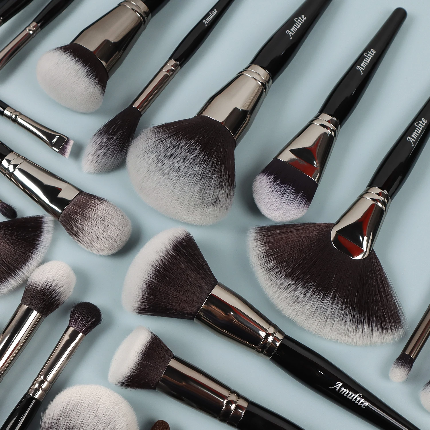 New Arrival 36 Pcs Professional custom logo Makeup Brushes New Designed Wholesale wooden handle High Quality Makeup Brush Set