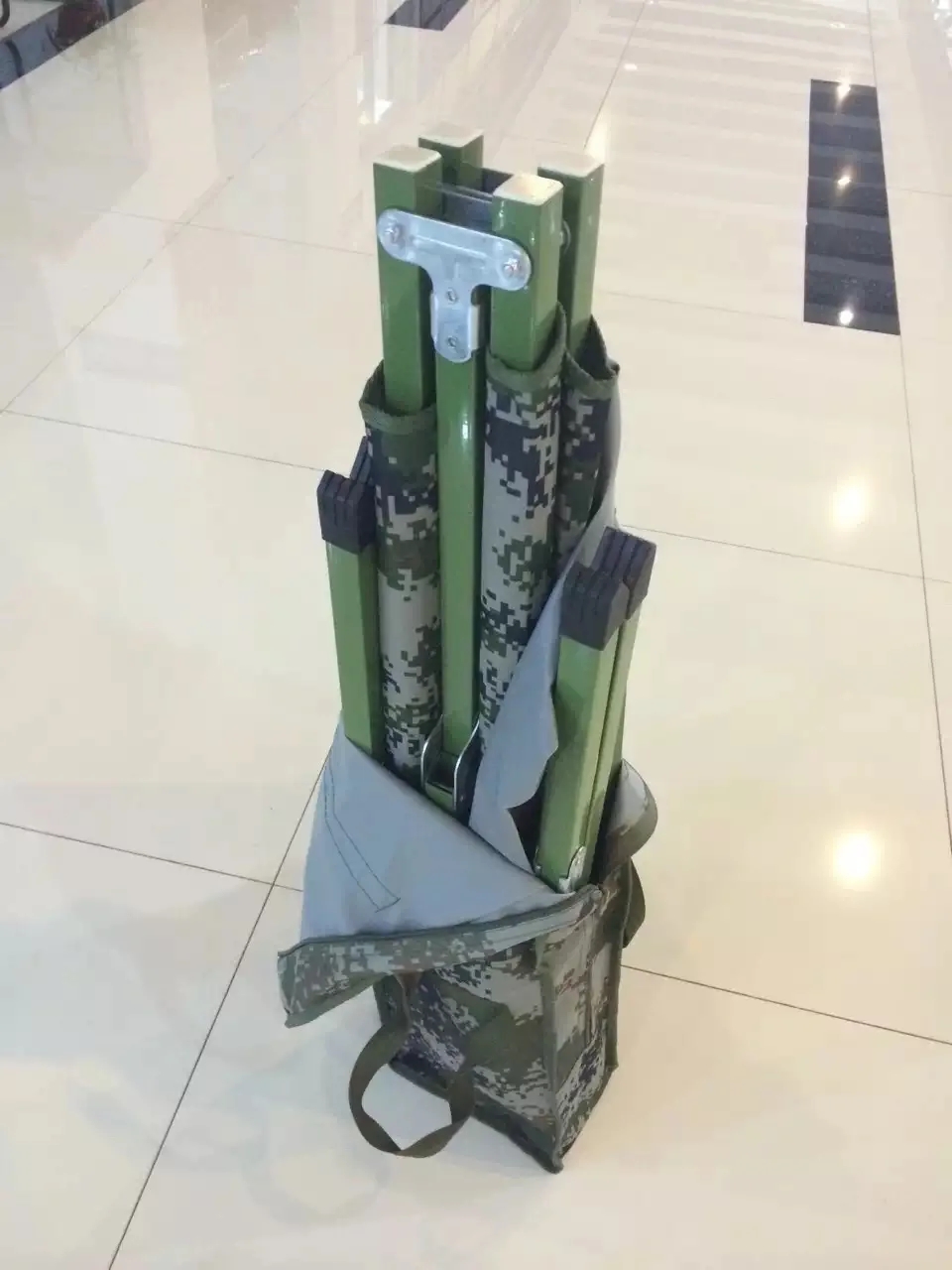 Convenient Easy Move Stainless Steel Outdoor Camping Tent Portable Folding Cot Bed