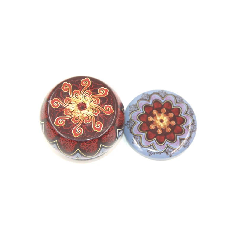 
Stock Low MOQ Round Metal Packing Candy Mint Gift Candle Tins Box 