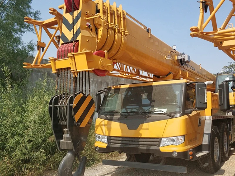 70 Tons New Steel Structure Truck Mobile Cranes