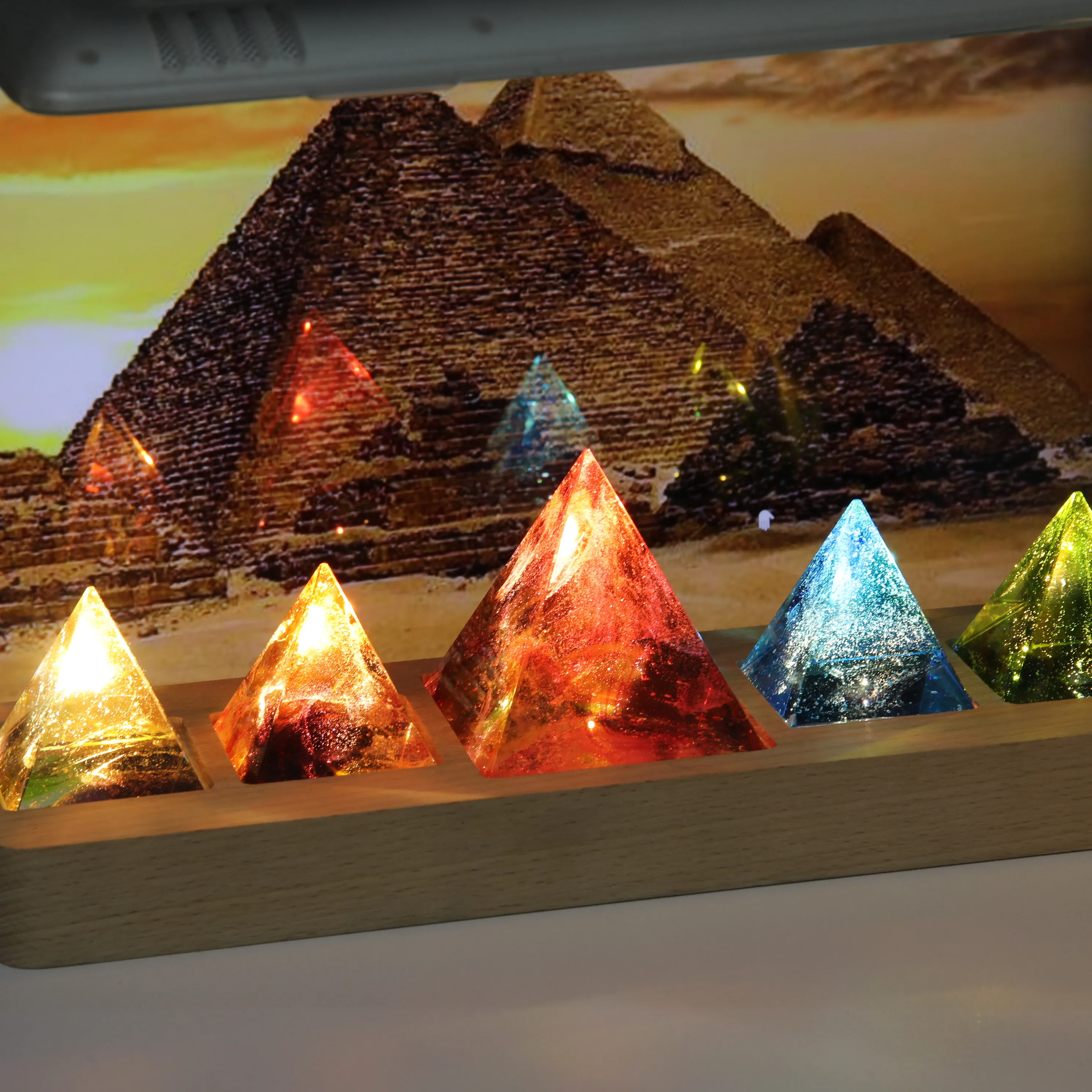 Artistic Crystal Pyramid 80mm Sized 3D Luminous Night Astronomy Model with 7-Color Changing LED Base for Home Decoration