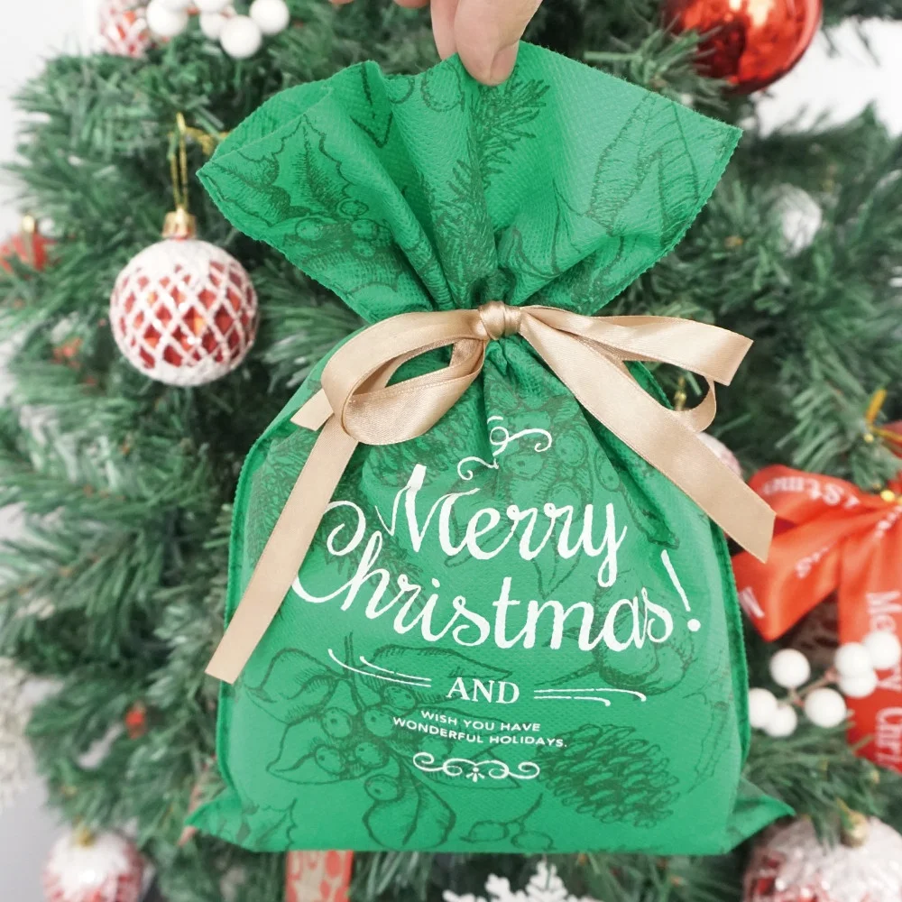 Недорогой Рождественский нетканый мешок зеленого цвета, подарочные сумки на шнурке