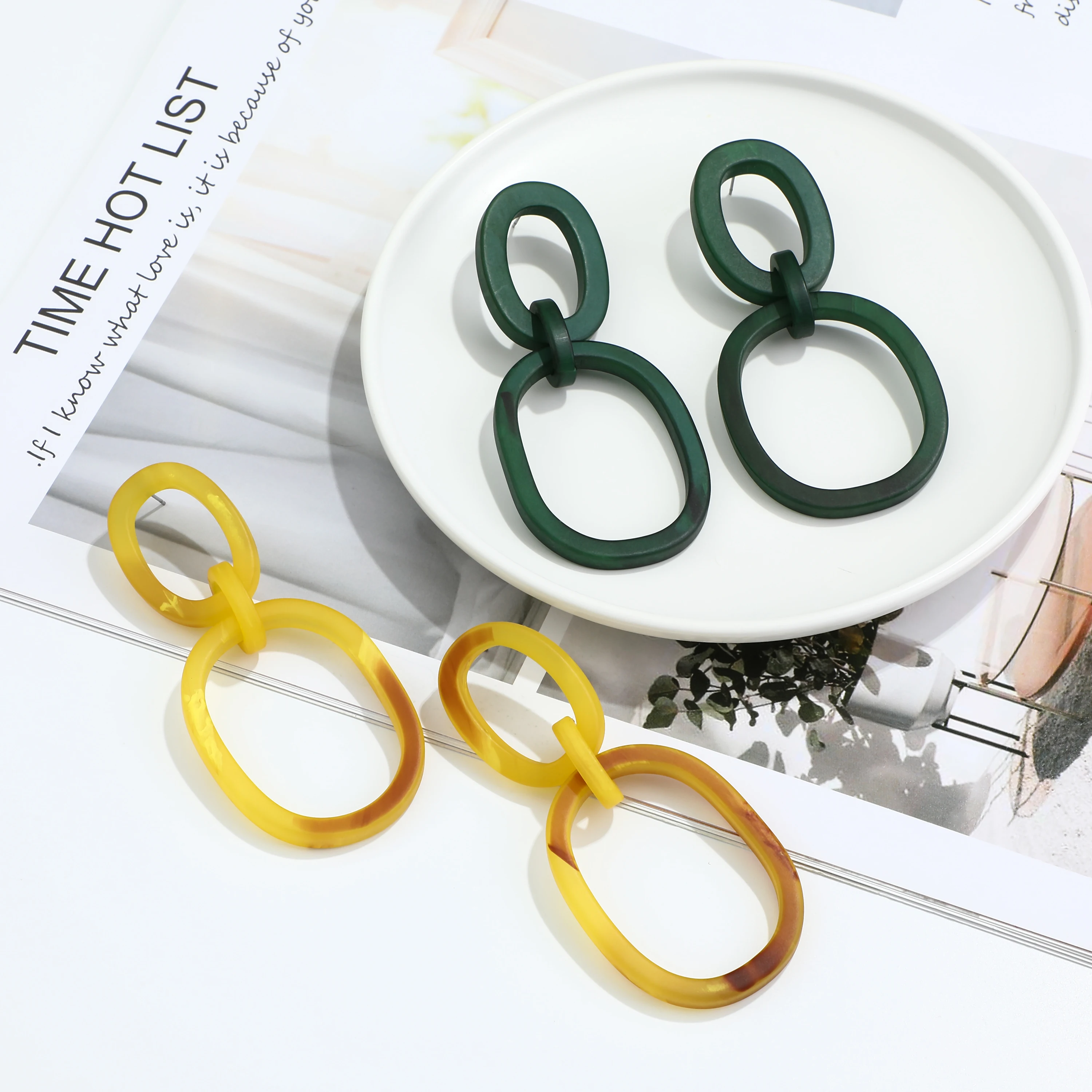 Wholesale Customize Minimalist Double Circle Acrylic Dangle Earrings Drop Earrings Party Earrings For Women