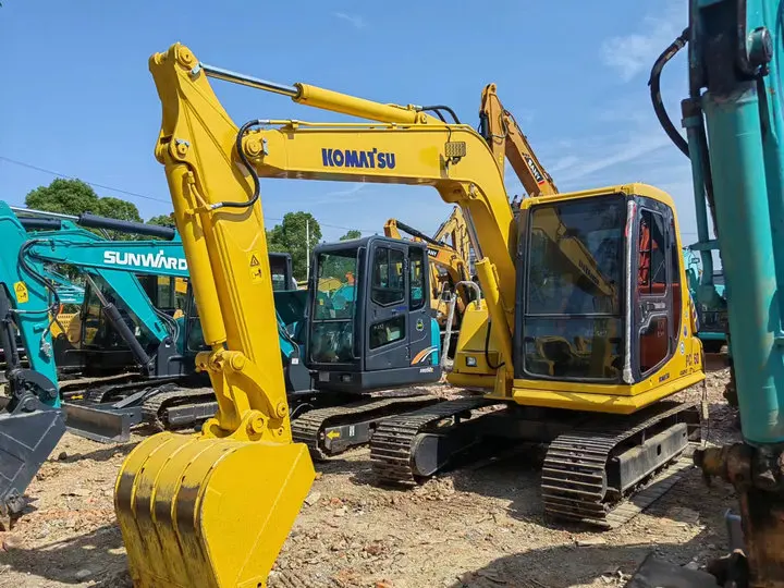 Second-hand excavator KOMATSU PC60 PC60-7 6TON Oil-saving japan pc60 used good condition pc60-7 digger on low price sale