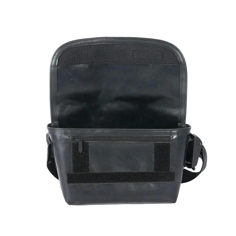 RecycleTarpaulin PVC Waist Bag  Waterproof PVC Tarpaulin Sports waist bag for men